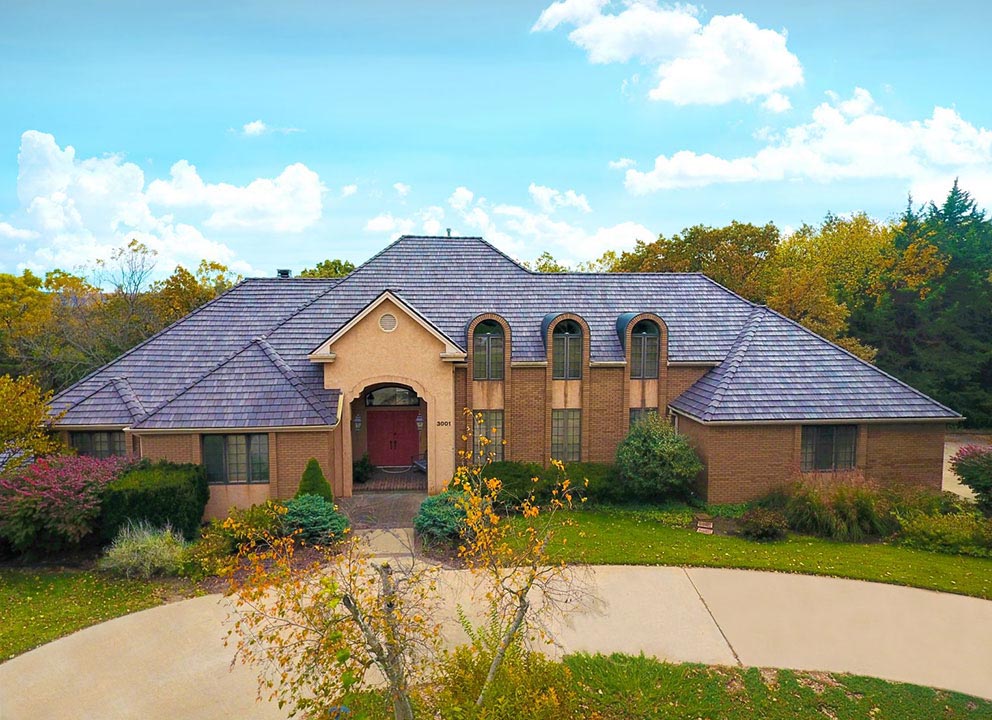 DaVinci synthetic roof on a home